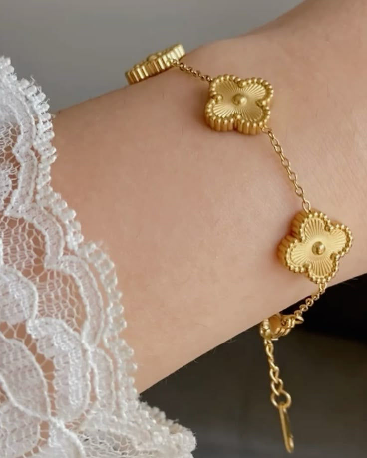 Golden Clover Bracelet