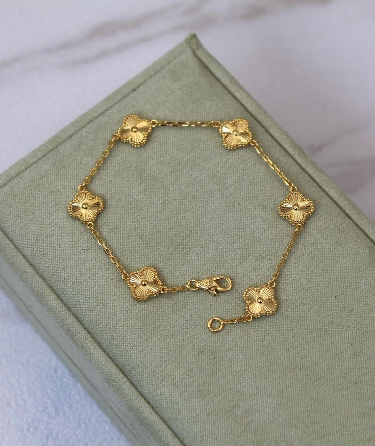 Golden Clover Bracelet