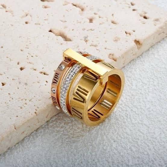 Roman Radiance Gold Ring